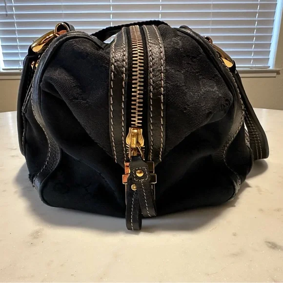 Authentic Gucci GG Canvas Aviatrix Boston Bag - Picture 4 of 11